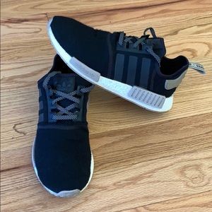 ADIDAS NMD R1 Sneakers